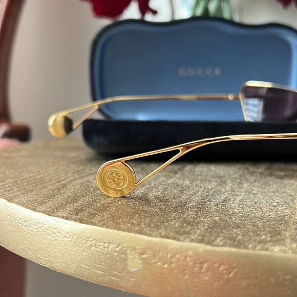 Gucci GG0538S gold cat eye women’s sunglasses, authentic NWT - Picture 9 of 15
